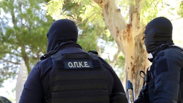 Greqi: Tre të arrestuar për sulmin me bombë që vrau nënën e kandidates së ND-së
