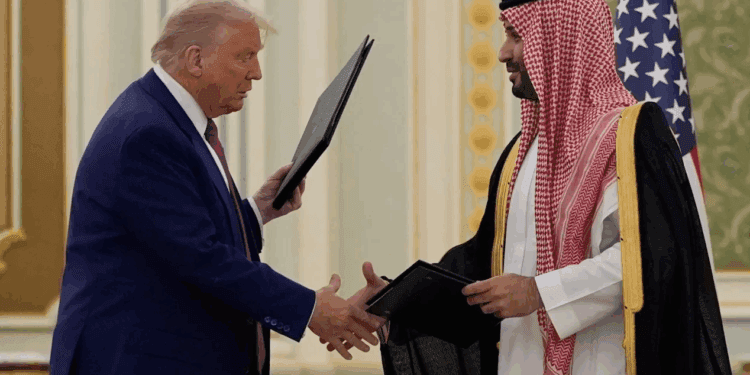 SHBA dhe Arabia Saudite vulosin marrëveshjen bërthamore, Uashingtoni mban nën kontroll programin e Riadit