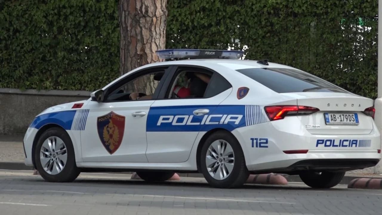 Dyshohet se ushtroi dhunë ndaj 2-vjeçarit, arrestohet edukatorja në Tiranë