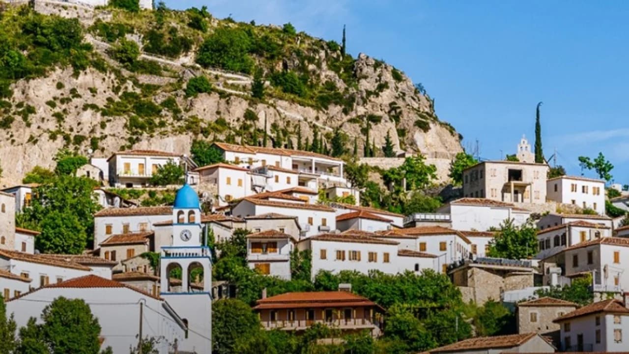 Shqipëria “parajsë” për pensionistët amerikanë, Forbes: Kostoja e jetesës, shumë herë më e ulët se në SHBA